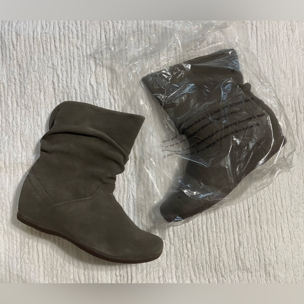 Cougar Taupe (FIFI) Boots